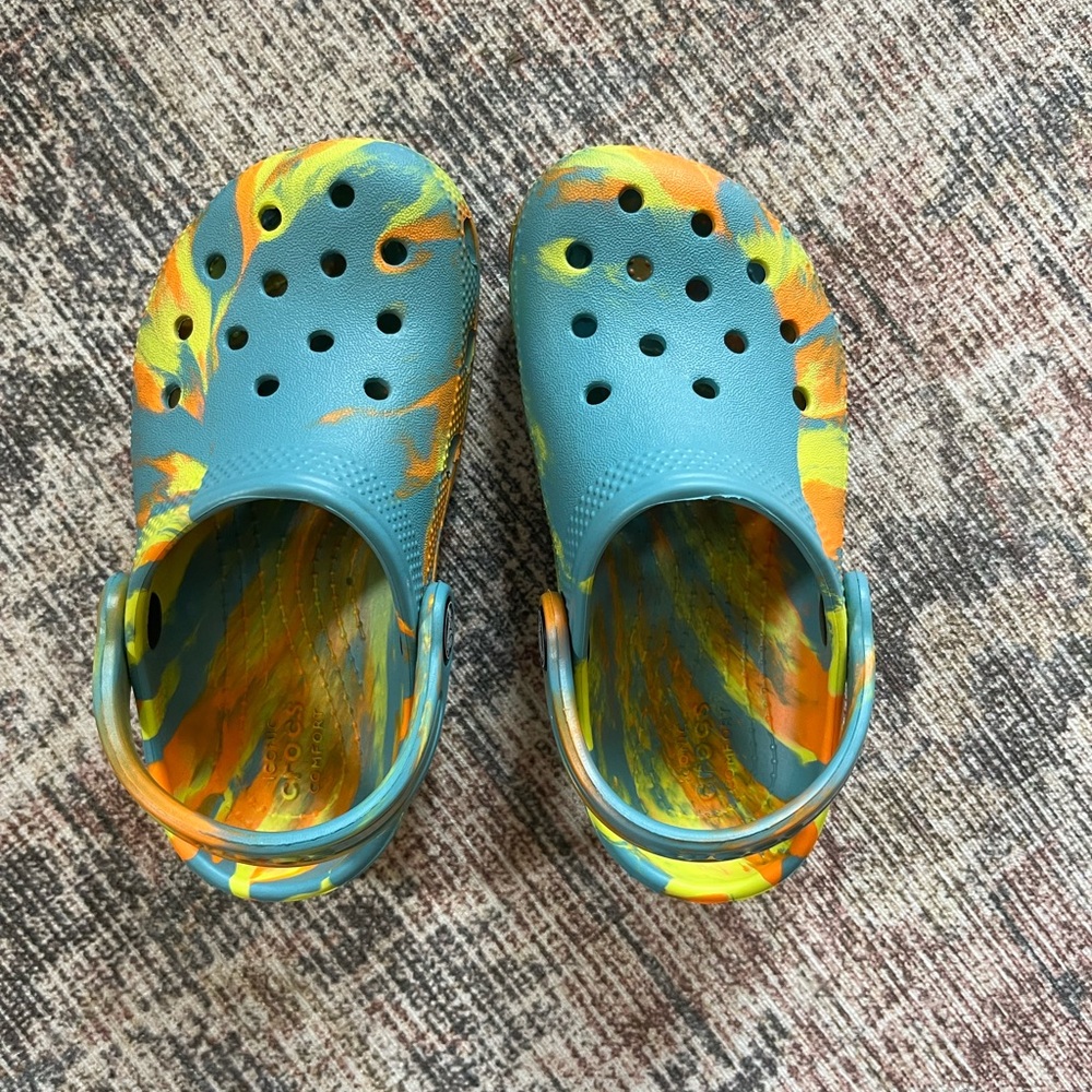 Kids Crocs- size 10
